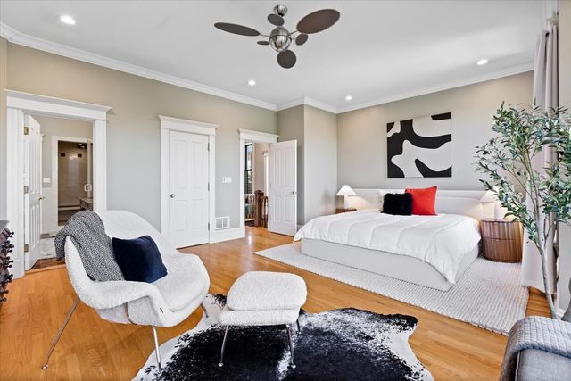 2845 W Division Street, Chicago, IL 60622