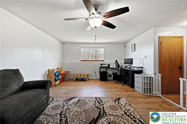 140 Woods XING, Chestnuthill Twp, PA 18353