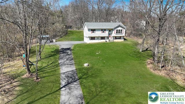 140 Woods XING, Chestnuthill Twp, PA 18353