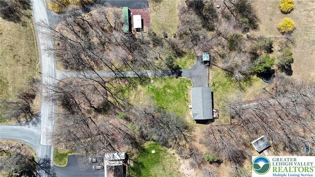 140 Woods XING, Chestnuthill Twp, PA 18353