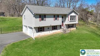 140 Woods XING, Chestnuthill Twp, PA 18353