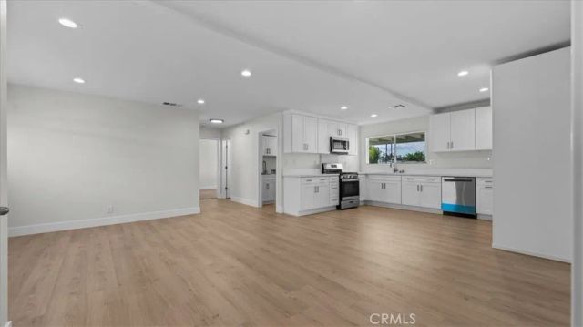 17903 Dorsey Way, Fontana, CA 92335