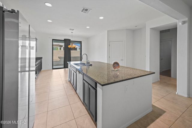 6685 E Via Boca Chica, Tucson, AZ 85756