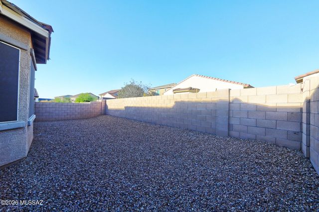 6685 E Via Boca Chica, Tucson, AZ 85756