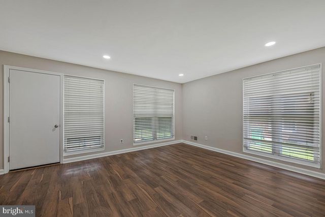 3917 TRITON CT, Temple Hills, MD 20748