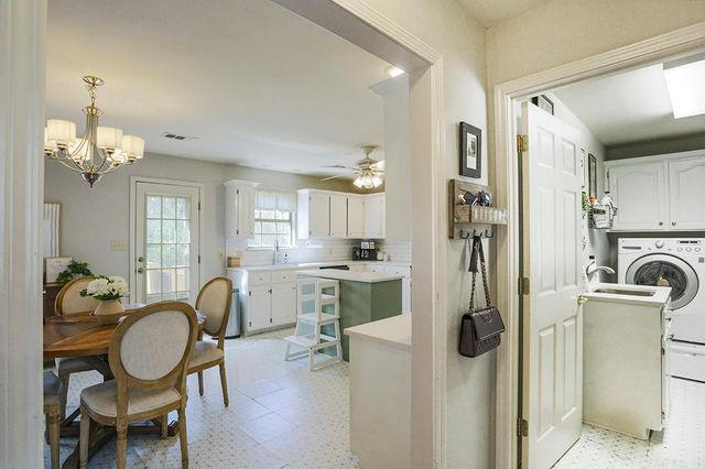 8 Silver Meadow Cove, North Little Rock, AR 72118