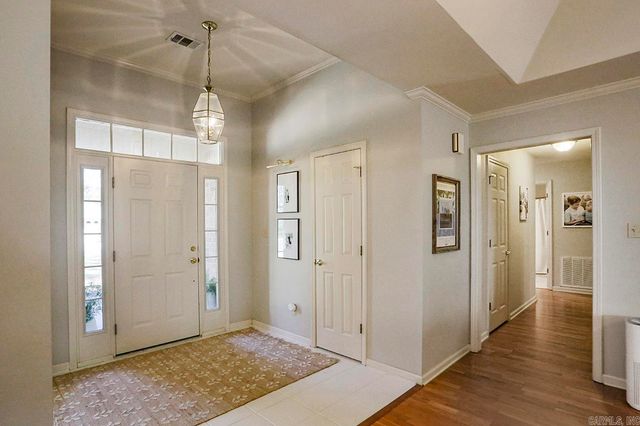 8 Silver Meadow Cove, North Little Rock, AR 72118