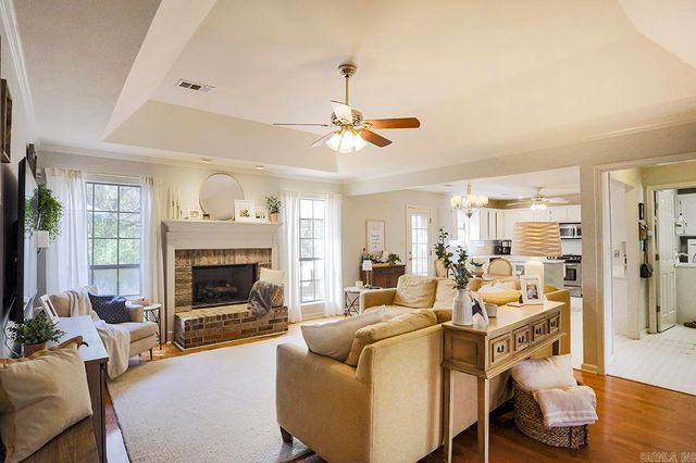 8 Silver Meadow Cove, North Little Rock, AR 72118