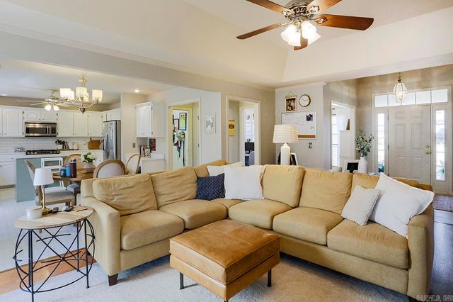 8 Silver Meadow Cove, North Little Rock, AR 72118