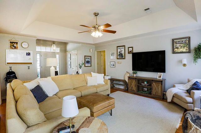 8 Silver Meadow Cove, North Little Rock, AR 72118