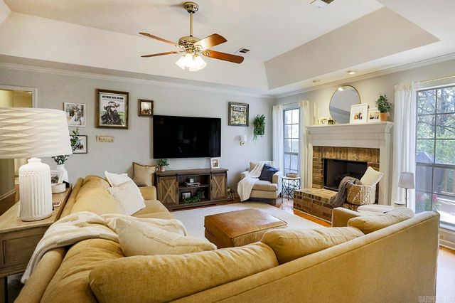 8 Silver Meadow Cove, North Little Rock, AR 72118