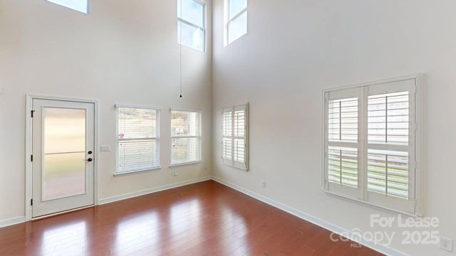 4602 Craigmoss Lane, Charlotte, NC 28278