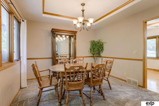 16306 Lafayette Avenue, Omaha, NE 68118