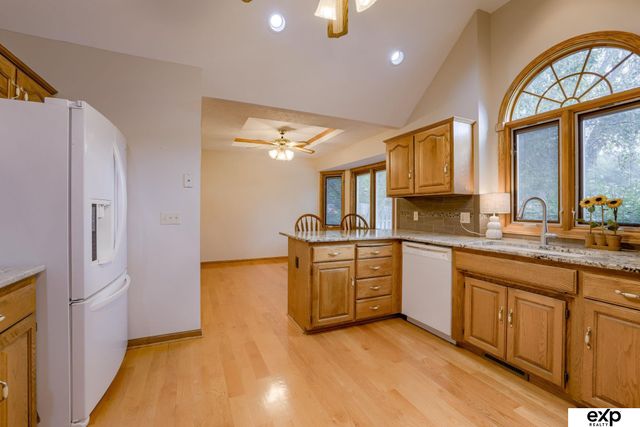 16306 Lafayette Avenue, Omaha, NE 68118