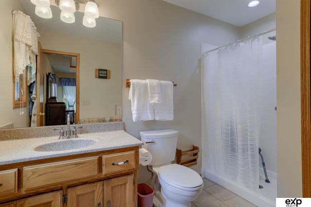 16306 Lafayette Avenue, Omaha, NE 68118