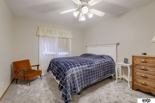 16306 Lafayette Avenue, Omaha, NE 68118