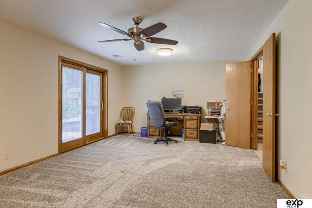 16306 Lafayette Avenue, Omaha, NE 68118