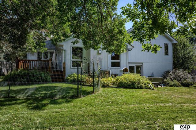 16306 Lafayette Avenue, Omaha, NE 68118