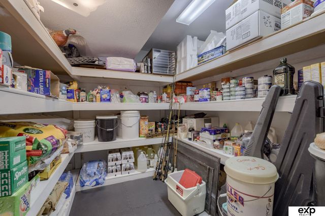 16306 Lafayette Avenue, Omaha, NE 68118