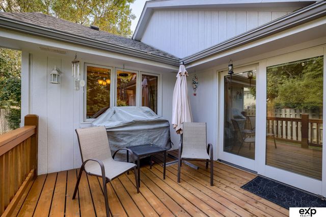 16306 Lafayette Avenue, Omaha, NE 68118