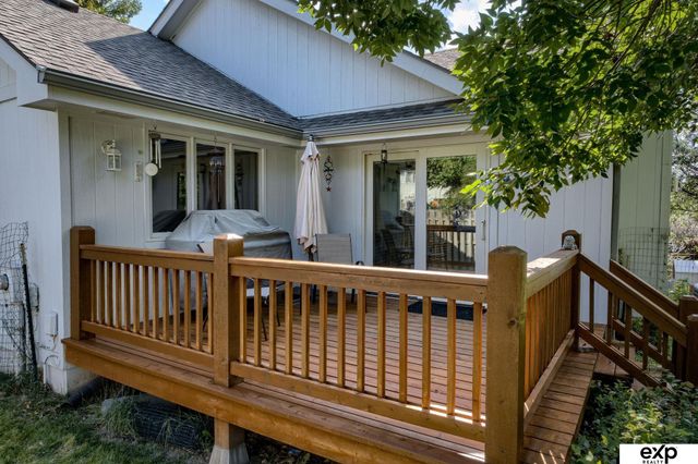 16306 Lafayette Avenue, Omaha, NE 68118