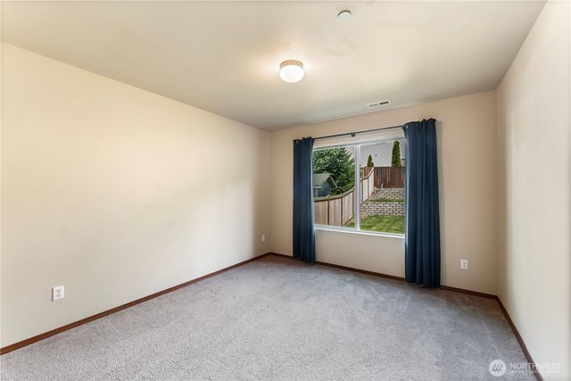 3197 Sheaser Way, Dupont, WA 98327