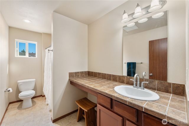 3197 Sheaser Way, Dupont, WA 98327