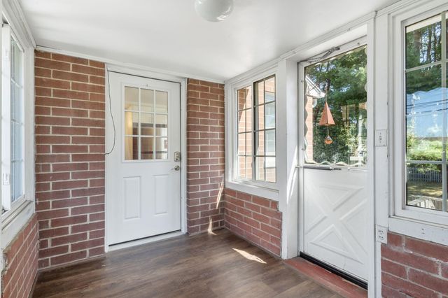 1935 Lafayette Road, Portsmouth, NH 03801