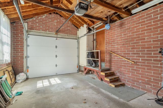 1935 Lafayette Road, Portsmouth, NH 03801