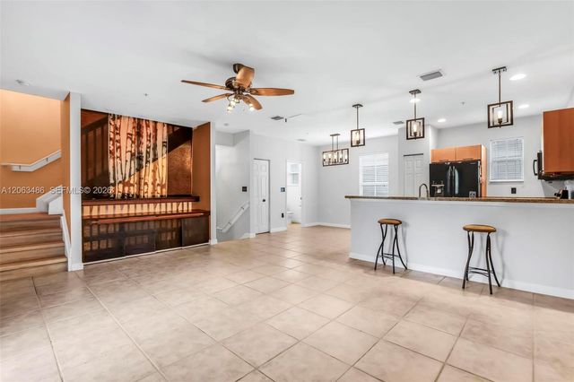 2516 SW 14th Ave 403, Fort Lauderdale, FL 33315