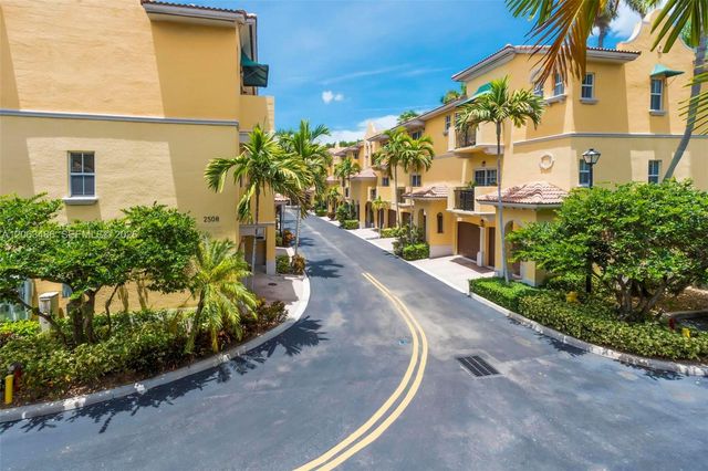 2516 SW 14th Ave 403, Fort Lauderdale, FL 33315