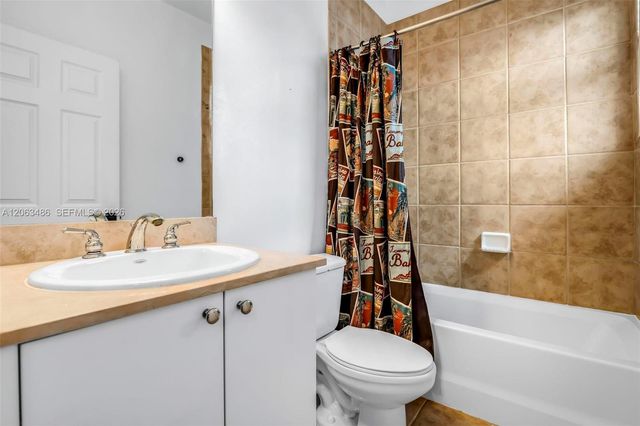 2516 SW 14th Ave 403, Fort Lauderdale, FL 33315