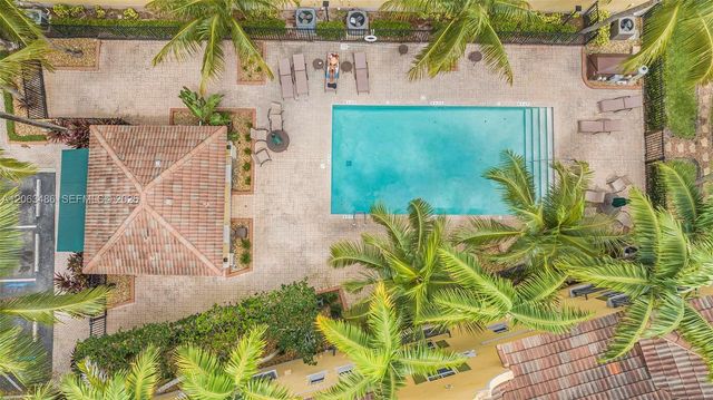 2516 SW 14th Ave 403, Fort Lauderdale, FL 33315