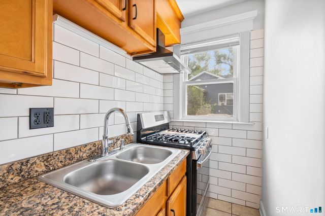 93 Porter Street, New Haven, CT 06519