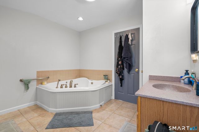 93 Porter Street, New Haven, CT 06519