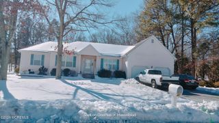 8 Belgian Hill Road, Lakewood, NJ 08701