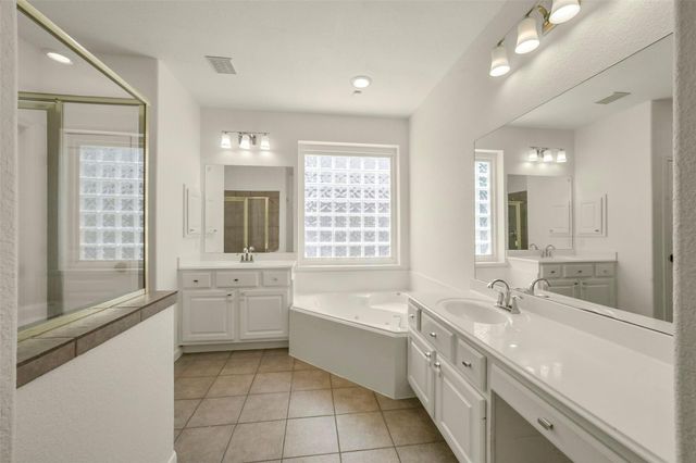 18303 Enchanted Rock Trail, Humble, TX 77346