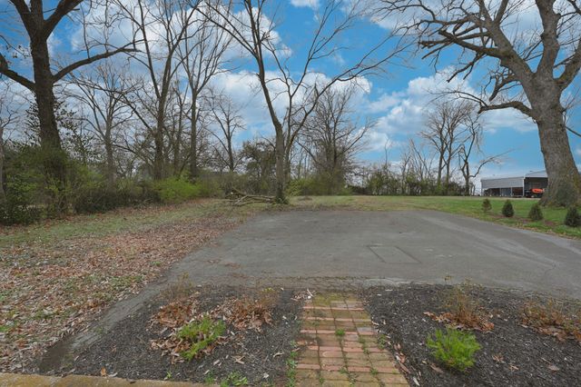 532 Wesley Ave, Nashville, TN 37207