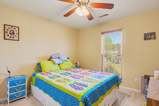 673 Bluebird Ln., Murrells Inlet, SC 29576