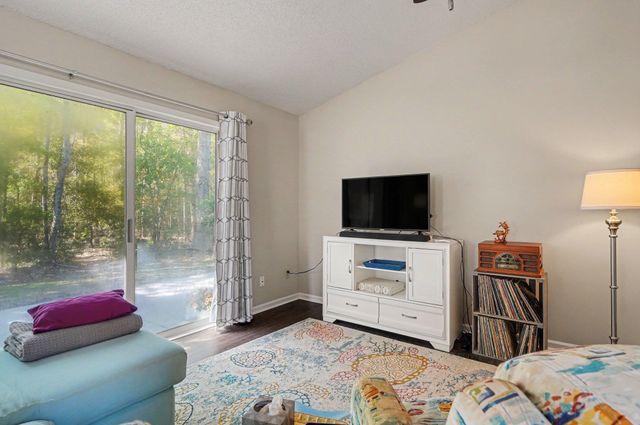 673 Bluebird Ln., Murrells Inlet, SC 29576