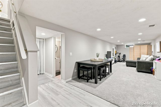 149 Loch Lomond Avenue, Grand Rapids, MI 49546