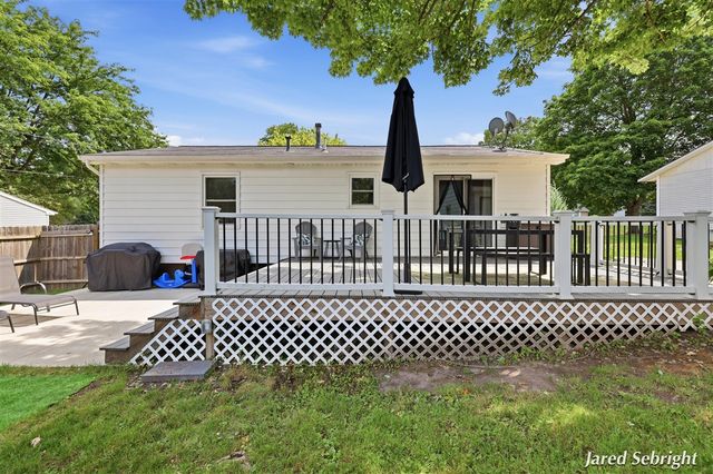 149 Loch Lomond Avenue, Grand Rapids, MI 49546