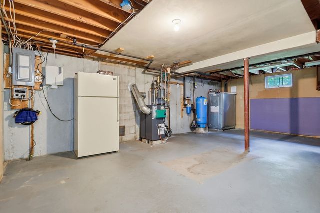 46 Beaver Brook Road, Westford, MA 01886
