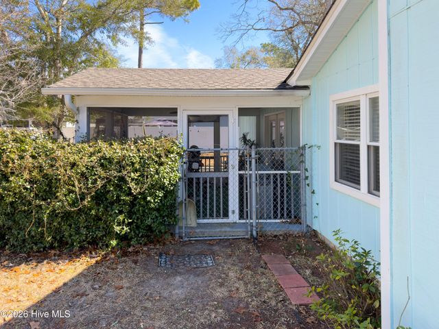 114 NW 16th Street, Oak Island, NC 28465