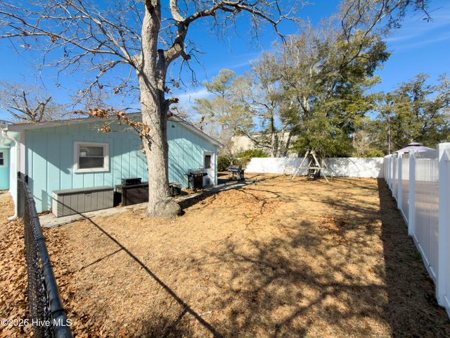 114 NW 16th Street, Oak Island, NC 28465