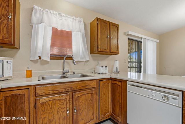 783 Stagecoach Drive, Las Cruces, NM 88011