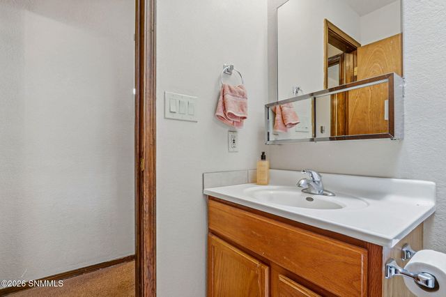 783 Stagecoach Drive, Las Cruces, NM 88011