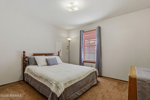 783 Stagecoach Drive, Las Cruces, NM 88011