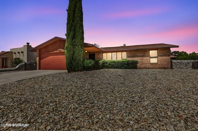 783 Stagecoach Drive, Las Cruces, NM 88011