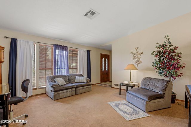 783 Stagecoach Drive, Las Cruces, NM 88011